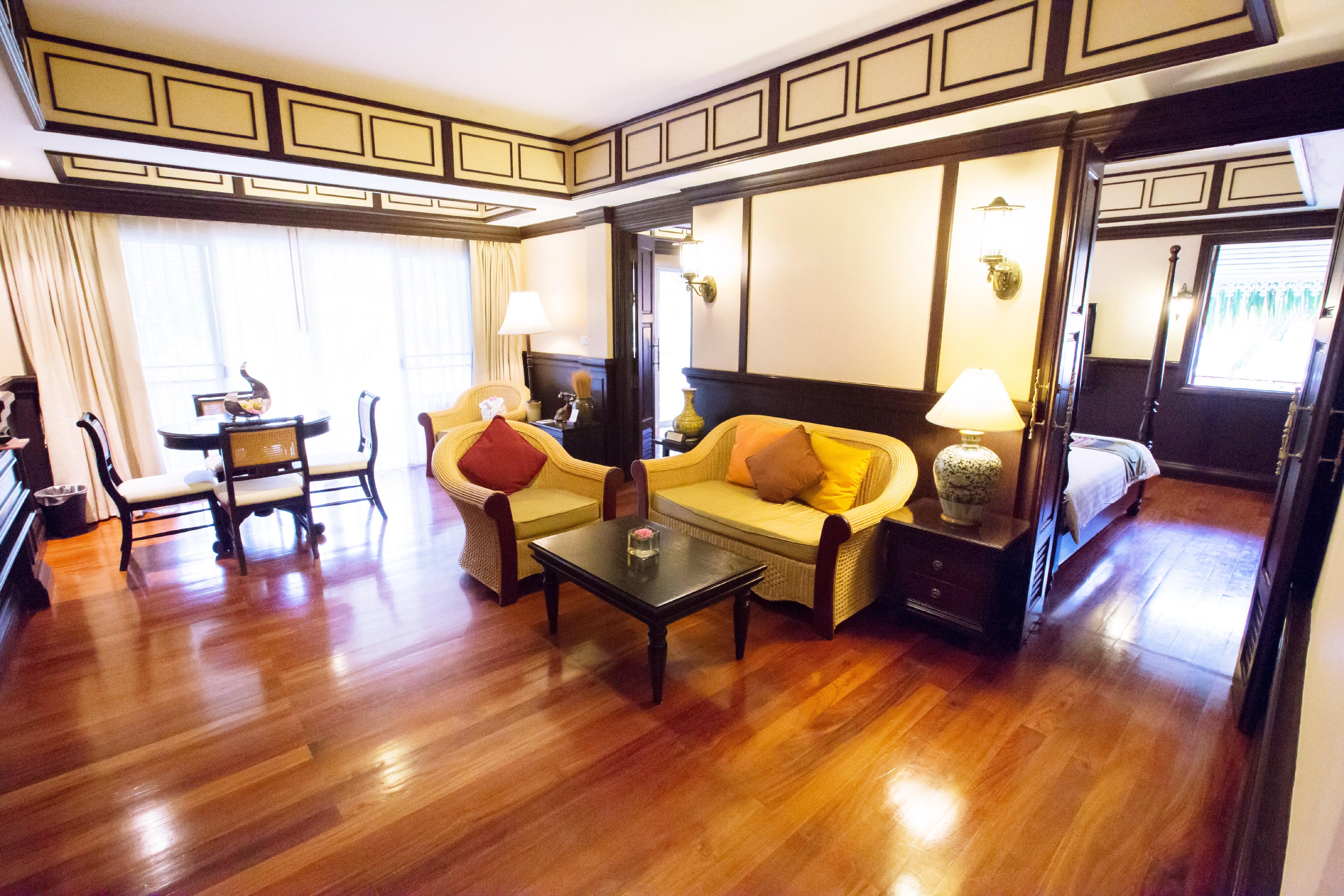 Wora Bura Hua Hin Resort & Spa Екстер'єр фото A suite at the Royal Thai Suite