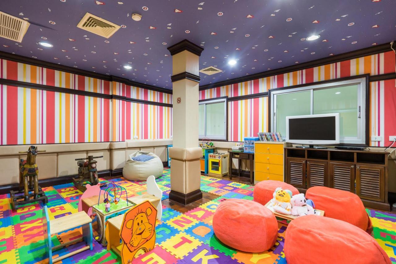 Wora Bura Hua Hin Resort & Spa Екстер'єр фото Kids Club