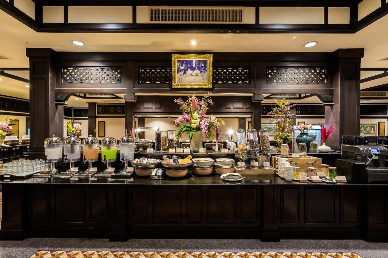 Wora Bura Hua Hin Resort & Spa Екстер'єр фото The interior of the restaurant